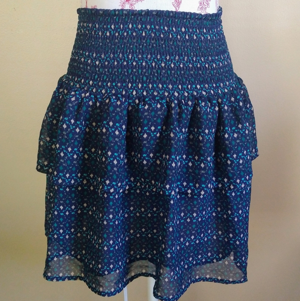 Old Navy dark blue layered ruffle skirt small